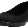 New Balance Women's 846 V1 Motion Control Walking Shoes
