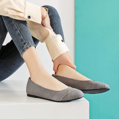Women's Wide Width Flats Shoes - Casual Comfortable Round Toe Plus Size Ballet Shoes.